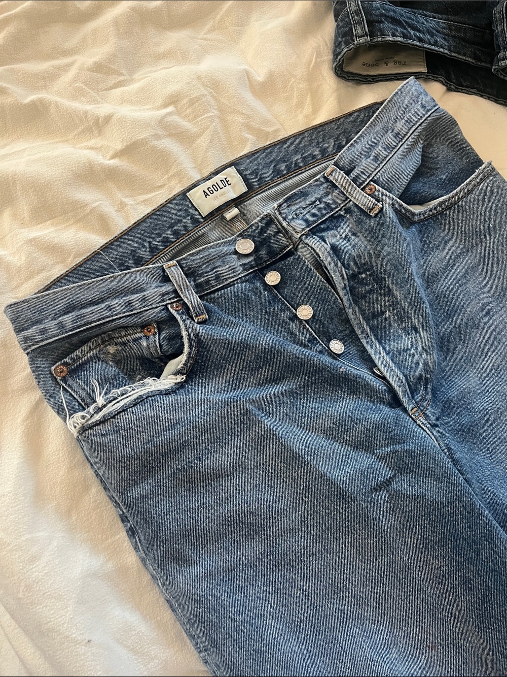 Agolde MidRise 90s Jean in Hooked - Picture 3 of 5